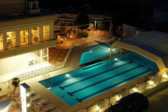 B&B Isabella Milano Marittima Exterior photo